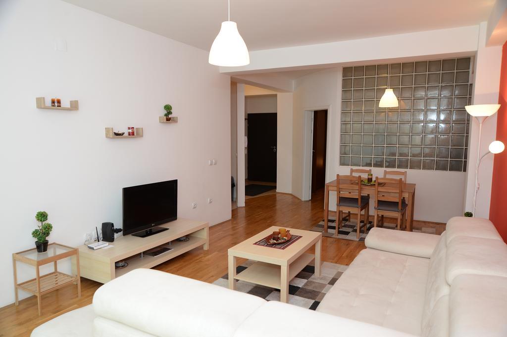 Exclusive Budget Apartments Skopje Ngoại thất bức ảnh