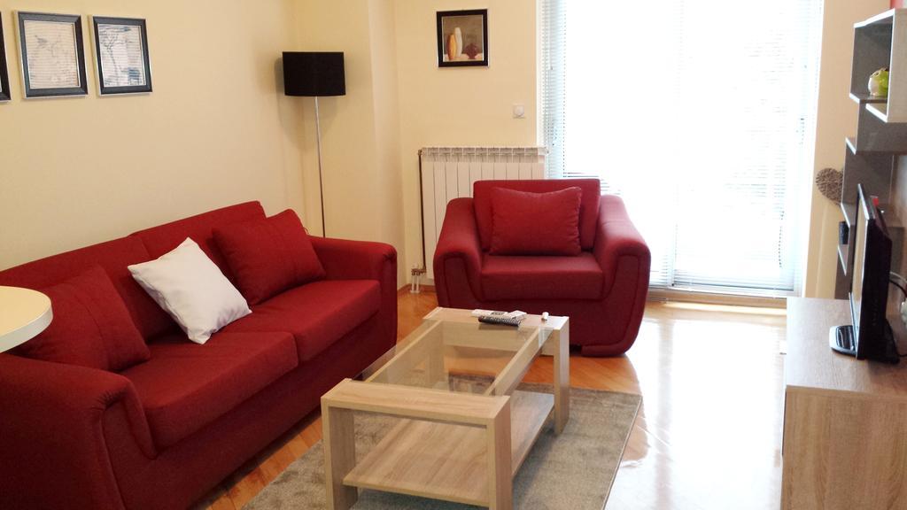 Exclusive Budget Apartments Skopje Ngoại thất bức ảnh