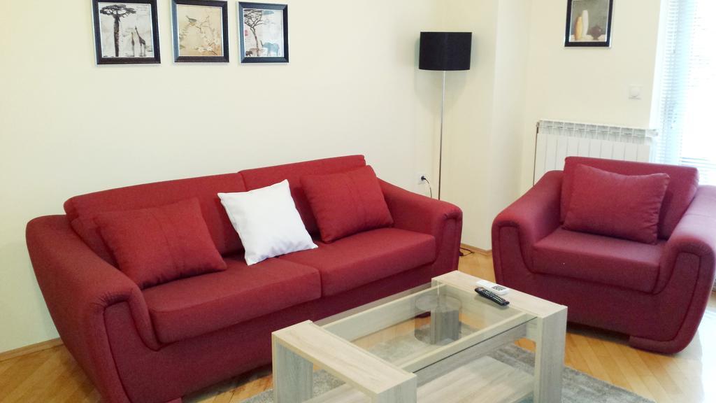 Exclusive Budget Apartments Skopje Ngoại thất bức ảnh