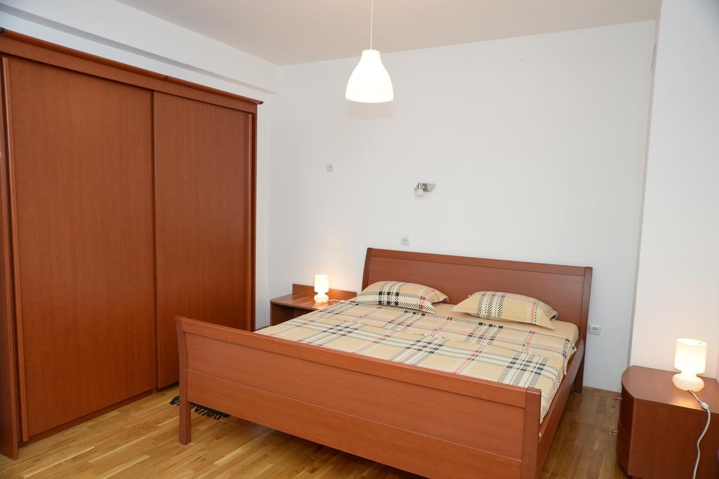 Exclusive Budget Apartments Skopje Ngoại thất bức ảnh